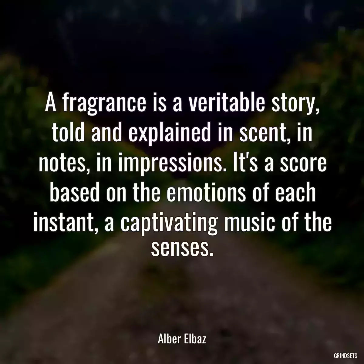 A fragrance is a veritable story, told and explained in scent, in notes, in impressions. It\'s a score based on the emotions of each instant, a captivating music of the senses.